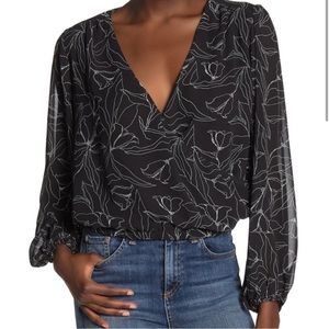 ASTR the Label Floral Sketch Blouse Size M